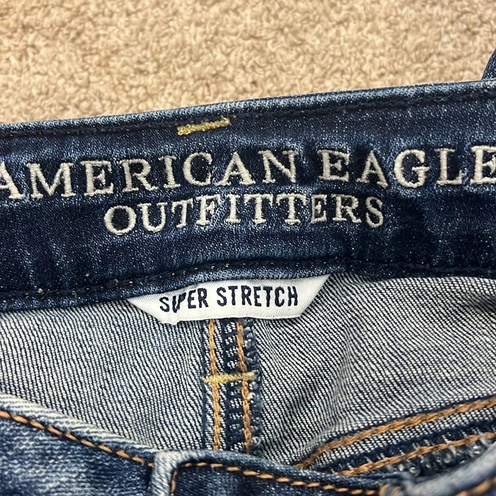 American Eagle outfitters super stretch skinny jeans 0 short . - Picture 2 of 9
